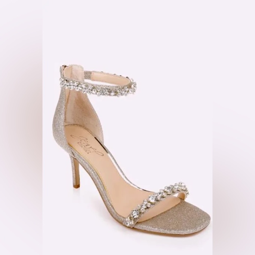 Jewel by Badgley Mishka Dustin Metalic Sandal ~ Gold ~ Size 9